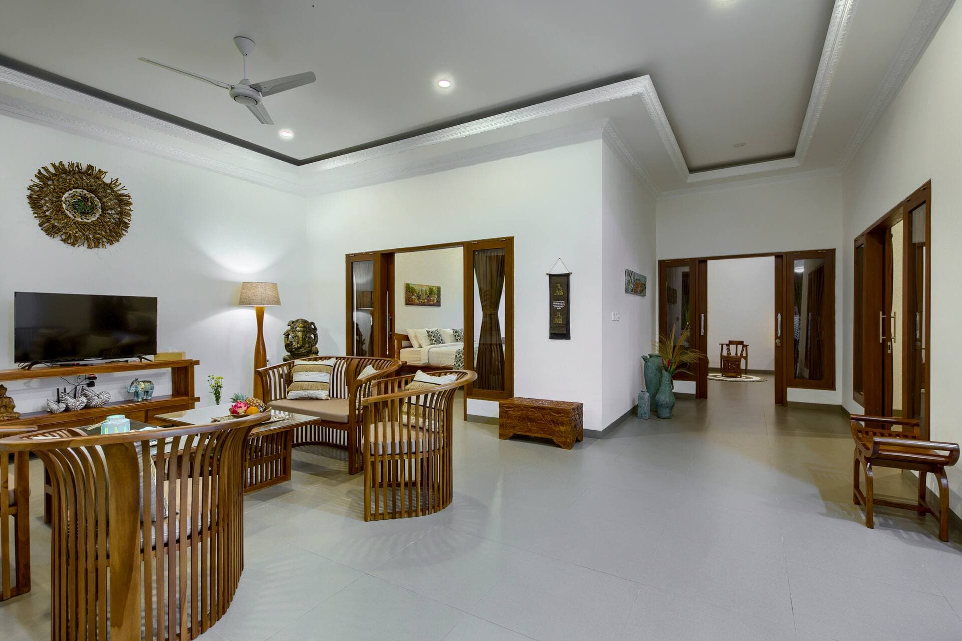 Urban Retreat: Steps away frm Eat Street, Seminyak — photo 5